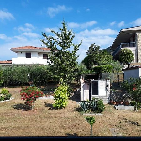 Intero Appartamento Le Coccole Del Lago 프로바글리오디세오 외부 사진
