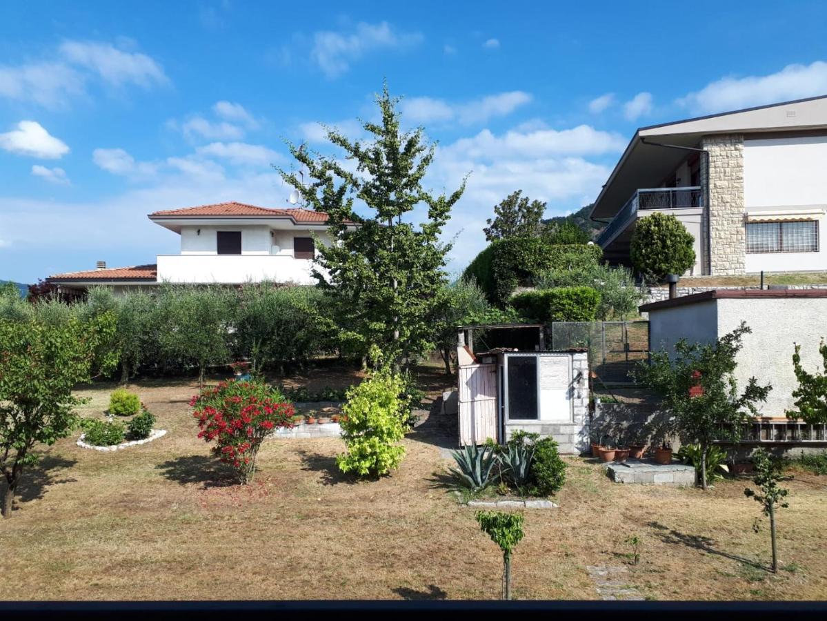 Intero Appartamento Le Coccole Del Lago 프로바글리오디세오 외부 사진